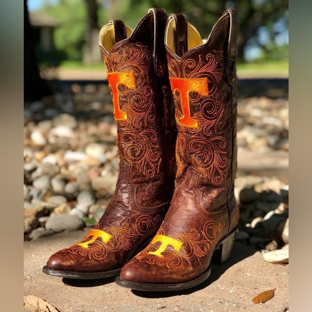 ISO!!! University of Tennessee Vols Boots